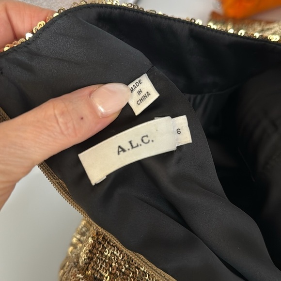 A.L.C. Margaret Sequin Mock Neck Top in Gold Size 6 - Picture 14 of 16